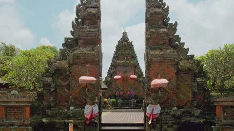 Ornate Split Gate, Pura Puseh Desa Batuan, Bali Stock Footage 336636981