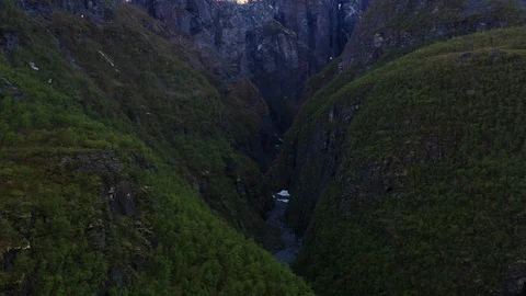 The Orndalen Valley Vídeo Stock 116754129