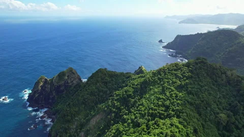 Orong Bukal cliffs area, in West Lombok, Indonesia 库存影片 337430474