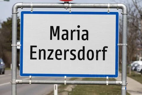 Ortstafel, Maria Enzersdorf NÖ, Österreich *** Place-name sign, Maria Enze. Stock Photos
