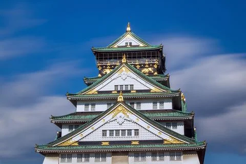 Osaka Castle with blue sky Foto stock