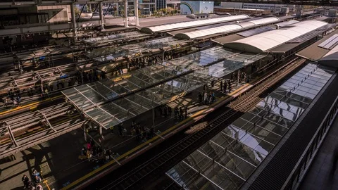 Osaka train station time lapse Stockbeeldmateriaal 119054393