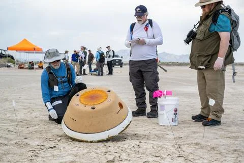 OSIRIS-REx Sample Return Training. Recovery teams participate in field rehe.. Stock Photos