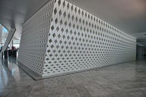 OSLO - JUN 6: Modern interior of Opera House building on June 6, 2010 in Os.. Foto stock