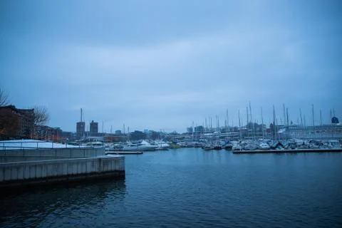 Oslo Norway coast during winter with a large number of docked boats in the ce Stockfoto's