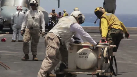 Osprey On Carrier - Loading Cargo 03 Video stock 29404797
