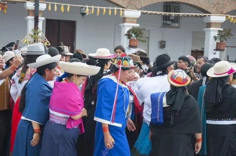Otavalo, Ecuador - 24 de junio de 2023: women of cayambe, ecuador dancing and Stock Photos