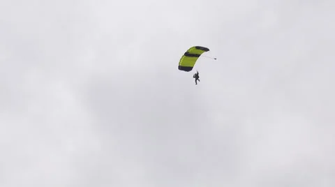 OTH-0011 Parachute Guy Almost Lands Video stock 1490063