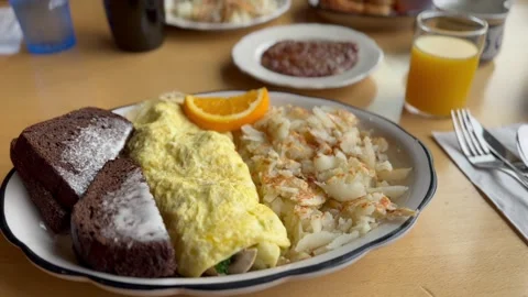 Otis Cafe Breakfast Video stock 276226966