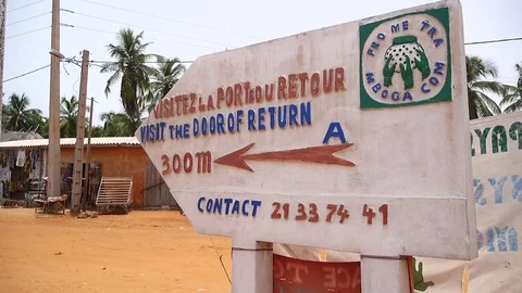 Ouidah - "Visit the Door of return" Video stock 81117164