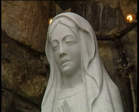 Our Lady Statue 動画素材 686381
