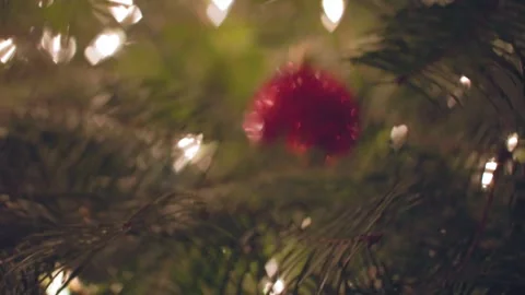 Out of focus Christmas tree lights shining, Christmas season, dream, holiday 스톡 동영상 254510510