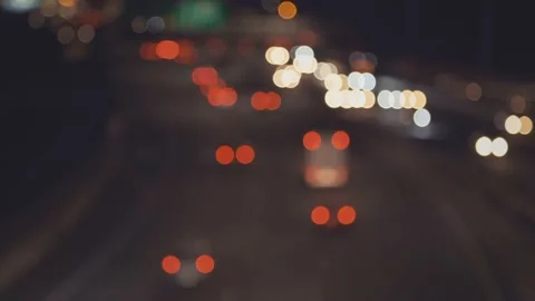 Out of Focus highway traffic at night Видео 156475223