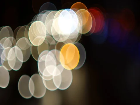 Out of focus traffic lights 스톡 동영상 81120112