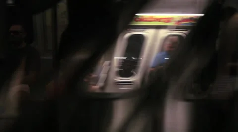 Out Window of NYC Subway 動画素材 29596201