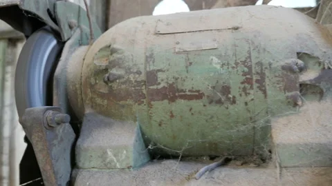 A outdated grinding-polishing machine in workshop Stock Footage 89025758