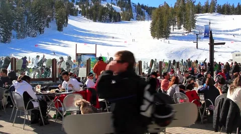 OUTDOOR DINING AT SKI RESOR Stock-Footage 1015996