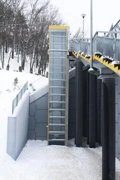 Outdoor Elevator For People Lifting 库存照片