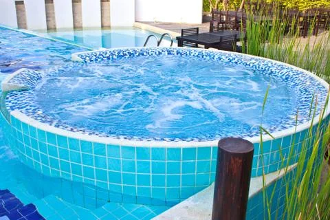 An outdoor jacuzzi 스톡 사진