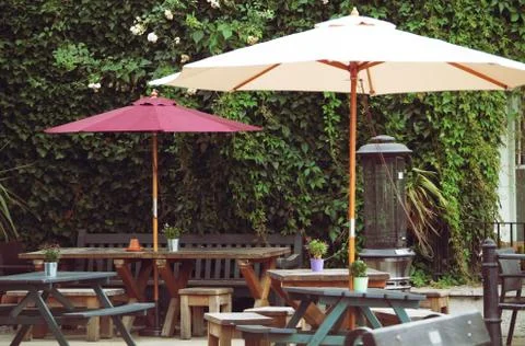 Outdoor pub Stock Photos