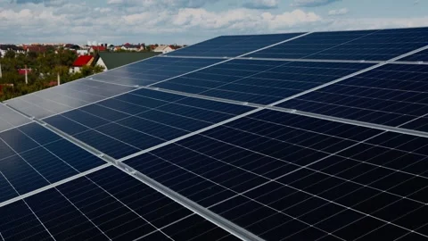 Outdoor solar array used for clean electricity generation Видео 345611196