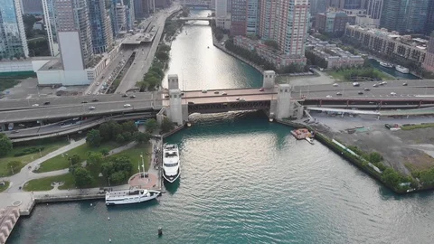 Outer Drive Bridge in Chicago. USA. Aerial pan up revealing Video stock 112847616