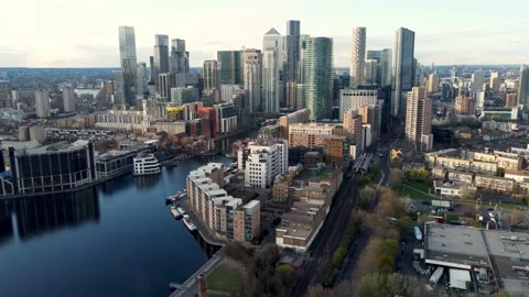 Outer millwall dock, Isle of Dogs, London, England. Stock Footage 178964403