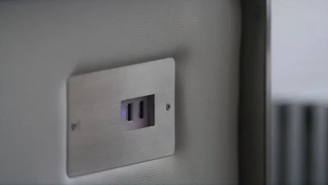 Outlet 2 Video stock 273289154