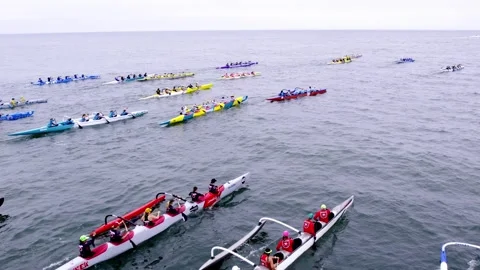 Outrigger canoe teams 스톡 동영상 242608470
