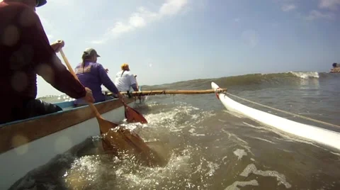 Outrigger surf canoe paddling Stock Footage 5503967