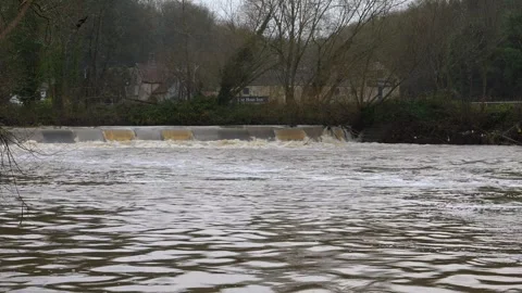 At the outset of Storm Darragh, at Sprotbrough Flash Stock Footage 321474978