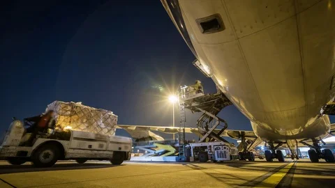 Outside cargo plane loading Stock Footage 84993051