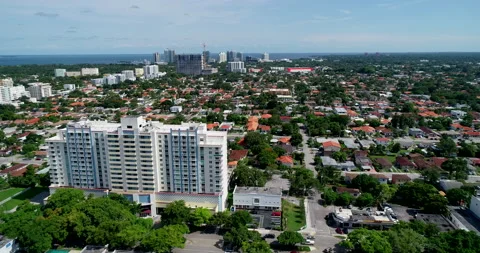 Outside of downtown Coconut Grove Stock Footage 201115083