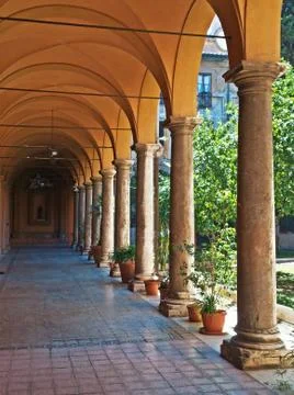 Outside hallway with columns  Foto stock