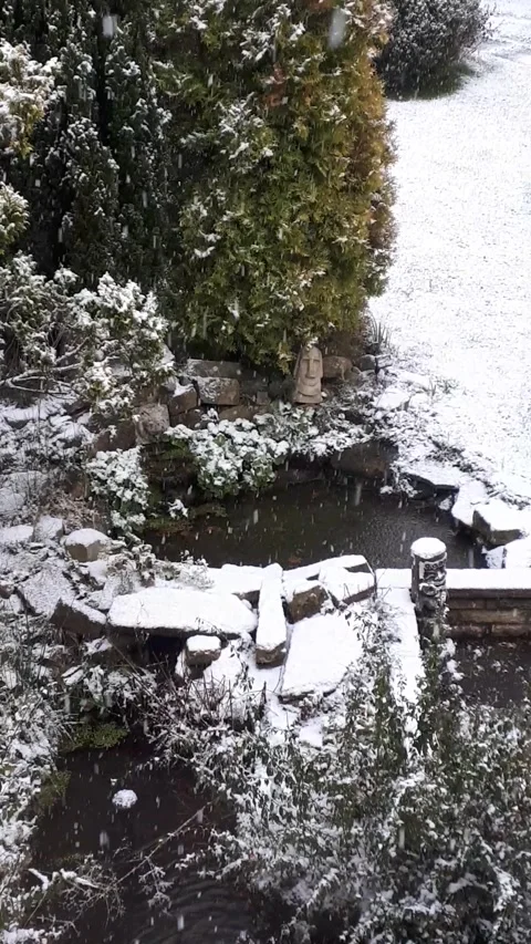Outside my window the snow is falling Stock Footage 171411687