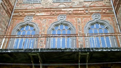 Outside view of the ancient castle of Sammezzano, Tuscany Italy Vídeos de archivo 75348017
