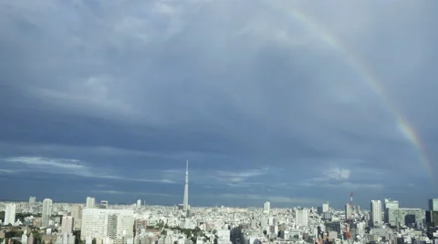 Over 5K Time Lpase - Rainbow over the city of Tokyo Stockbeeldmateriaal 62563191