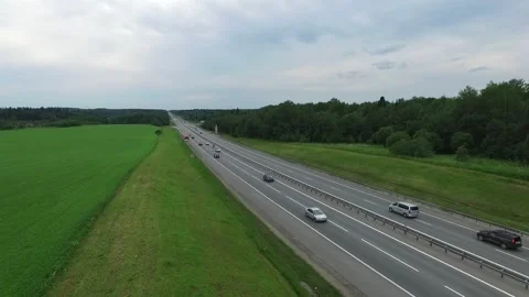 Over the highway Vídeo Stock 130374378