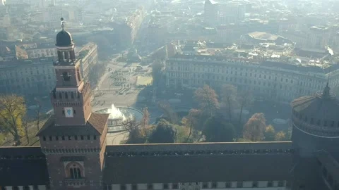Over Piazza Cairoli 動画素材 166570430