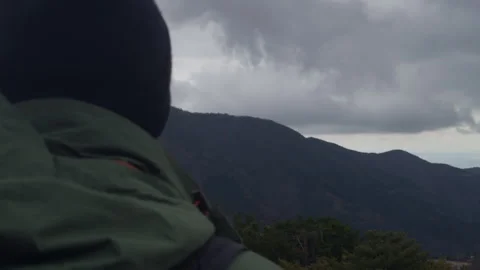 Over-Shoulder Mountain View 스톡 동영상 316072037