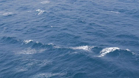 Overboard view of sea Stockbeeldmateriaal 124563989