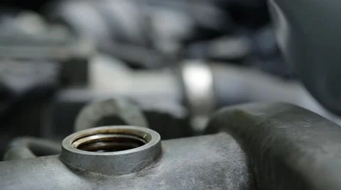 Overfilling the engine slow motion Vídeos de archivo 41636531