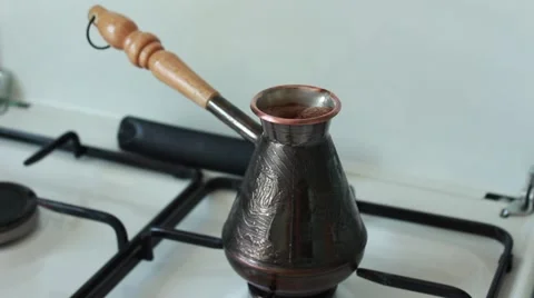 Overflowing coffee Vídeo Stock 52683890