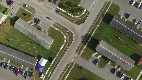 Overhead Aerial of Apartment Complex in the Suburbs RAW 動画素材 74121859