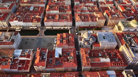 Overhead aerial drone view of the main square, the canal and the church domes Stockbeeldmateriaal 345000990