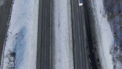 Overhead Ascent Winter Highway 库存影片 147991575