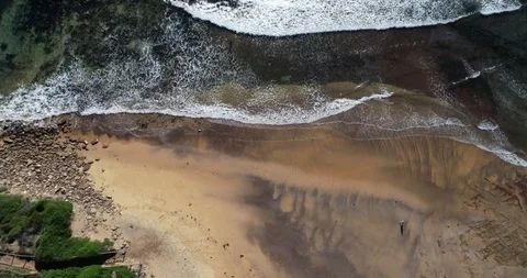 Overhead of Beach and Waves 1 動画素材 99270258