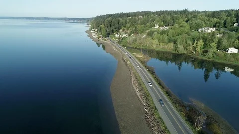 Overhead Drone Traffic Moving Backwards Vídeos de archivo 92000235