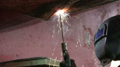 Overhead Video stock 489139