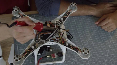 Overhead Inside Of A drone Wiring Stockbeeldmateriaal 82369099